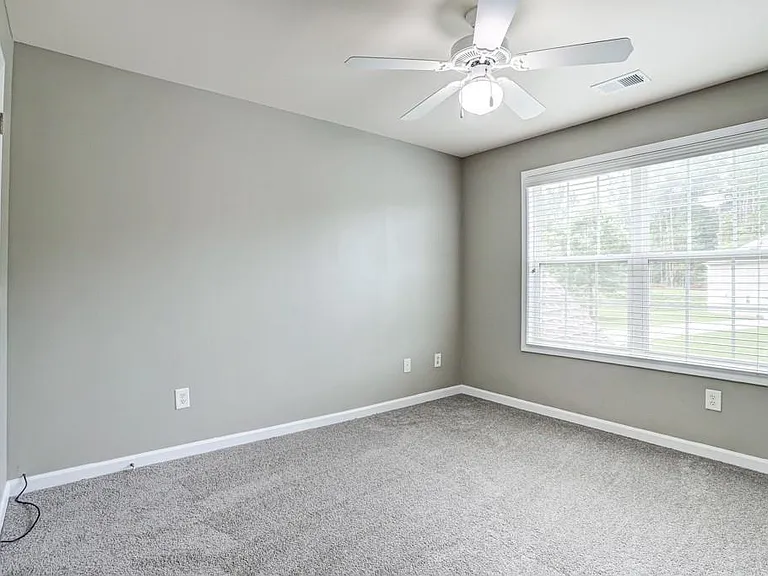 2860 Maple Springs Ct — Photo 16