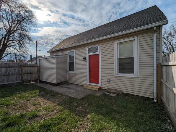 10 Ludlow Pl, Cincinnati, OH 45217