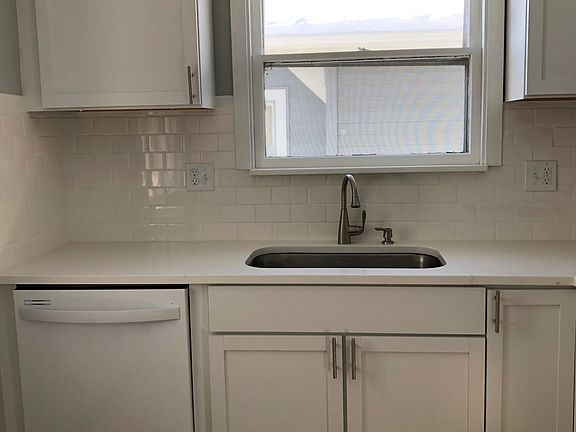 5th image of 1520 Iglehart Ave