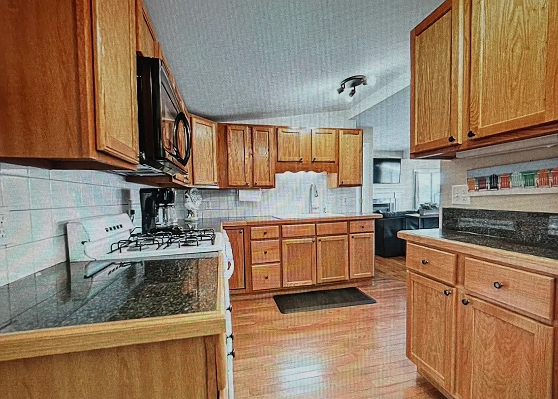 N West Silver Lake Rd, Traverse City — Photo 2