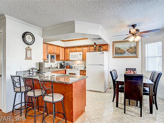 2nd image of 917 Boulder Mesa Dr Unit 102