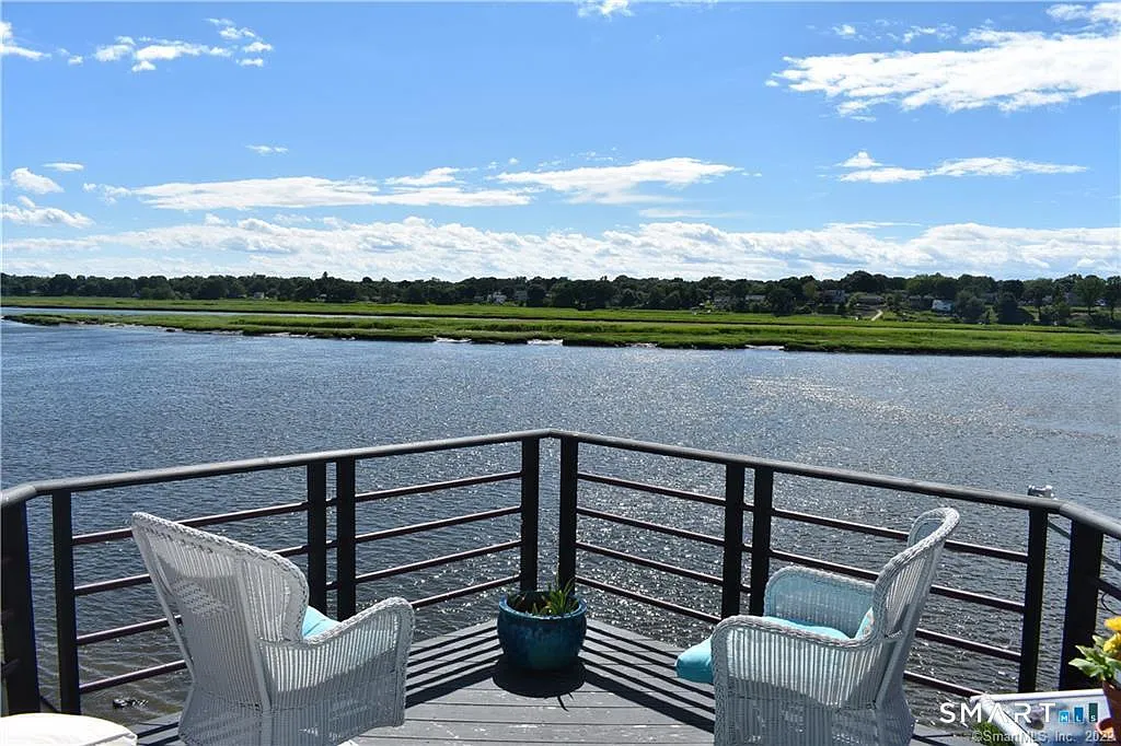 2 bed, 2.0 bath, 1419 sqft, $3,000 — Photo 1