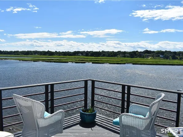 735 Popes Island Rd #735, Milford, CT 06461