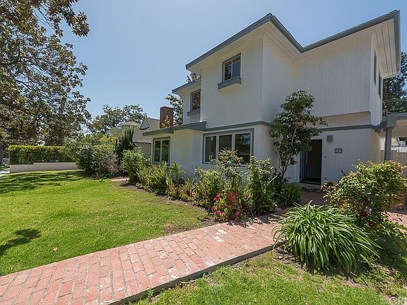 3rd image of 247 N Bowling Green Way