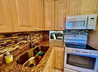 4090 Tivoli Court #301, Lake Worth, FL 33467
