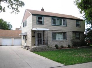 2321 S 83rd St, West Allis, WI 53219