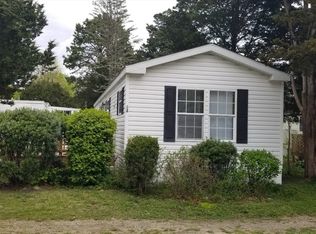 14 4th Ave, Buzzards Bay, MA 02532