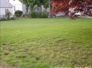 12 Rushmore Ave, Providence, RI 02909