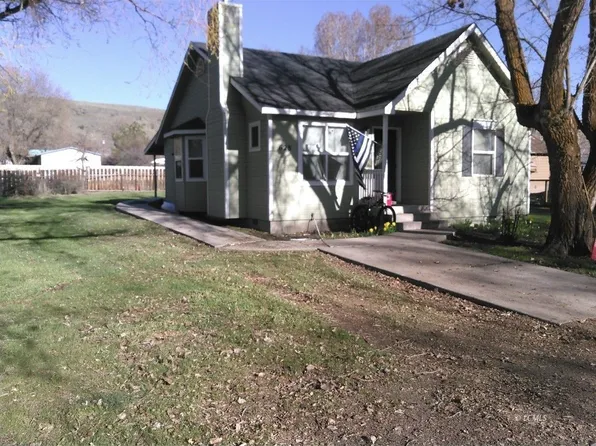 628 N J St, Lakeview, OR 97630
