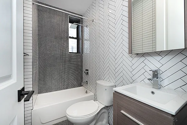 Rented by Bold New York | media 22