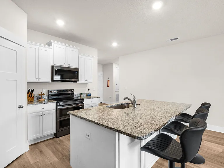 6539 Forest Bay Ave — Photo 6