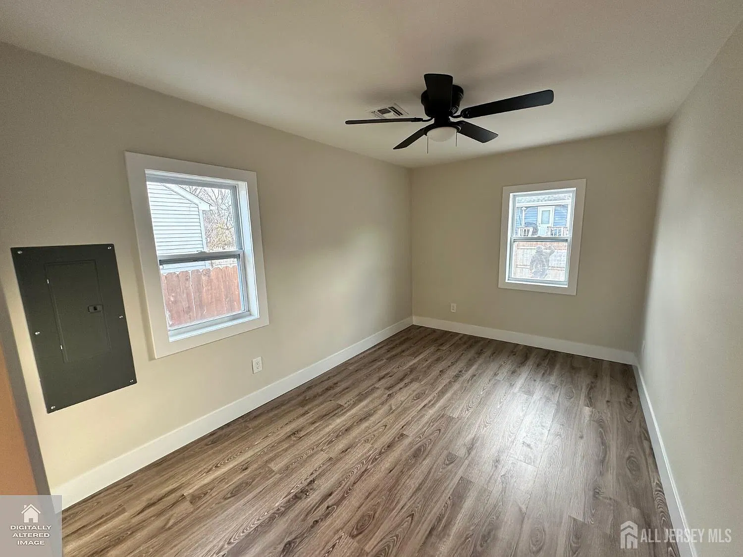 2 bed, 1.0 bath, $2,650 — Photo 3