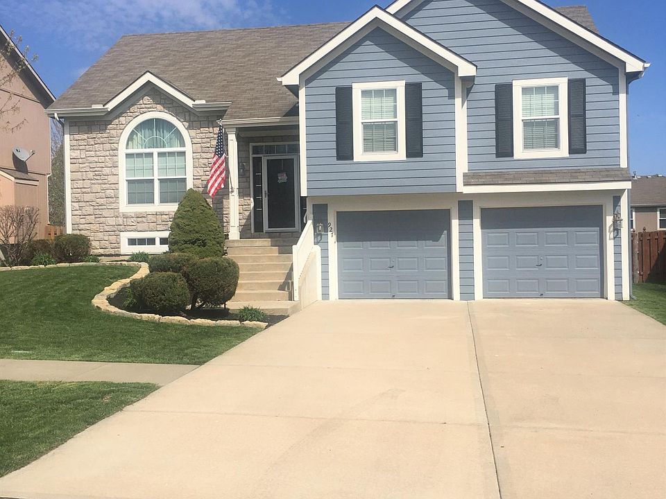 1st image of 927 Wyndham Dr