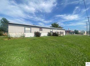 420 N Poplar St, Appleton City, MO 64724