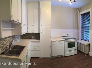 913 E 5th St, Duluth, MN 55805