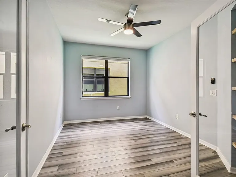 11027 Tahiti Isle Ln — Photo 12