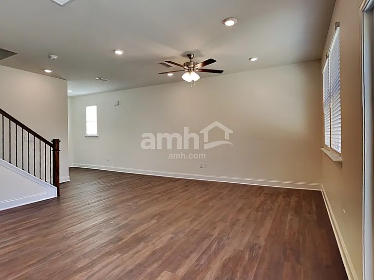 1776 Silver Tree St — Photo 7