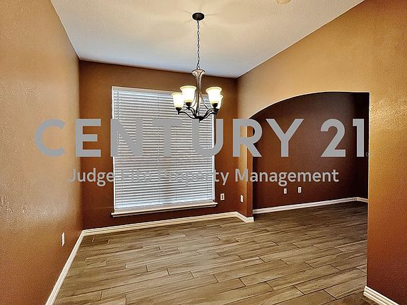2nd image of 4404 Emerald Leaf Dr