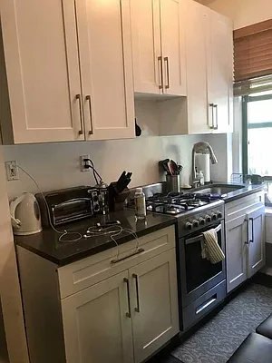 Rented by Dynamik Realty | media 10