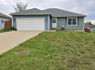 3436 NW 38th Ter, Topeka, KS 66618