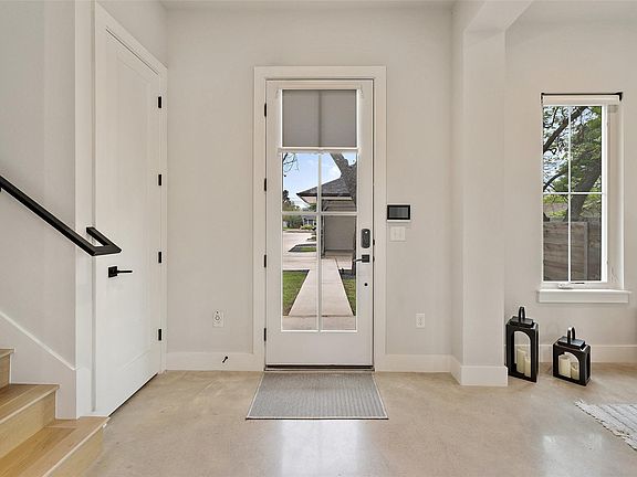 3rd image of 1504 Ruth Ave #3