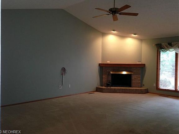 4th image of 33120 Hawks Nest Ct