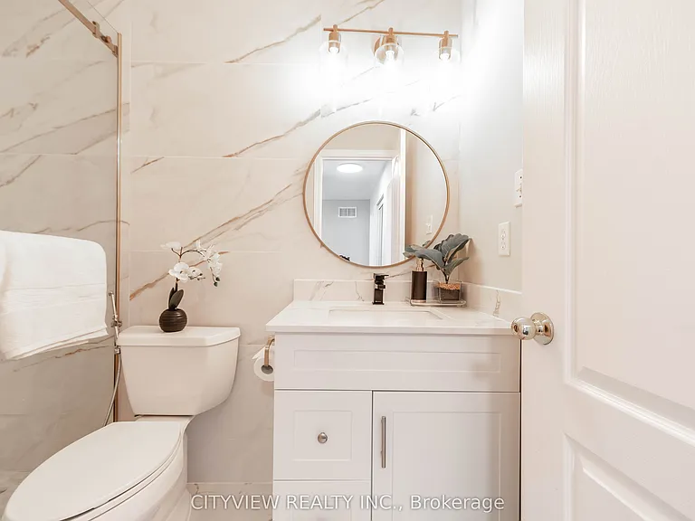 2330 Grand Oak Trl — Photo 24