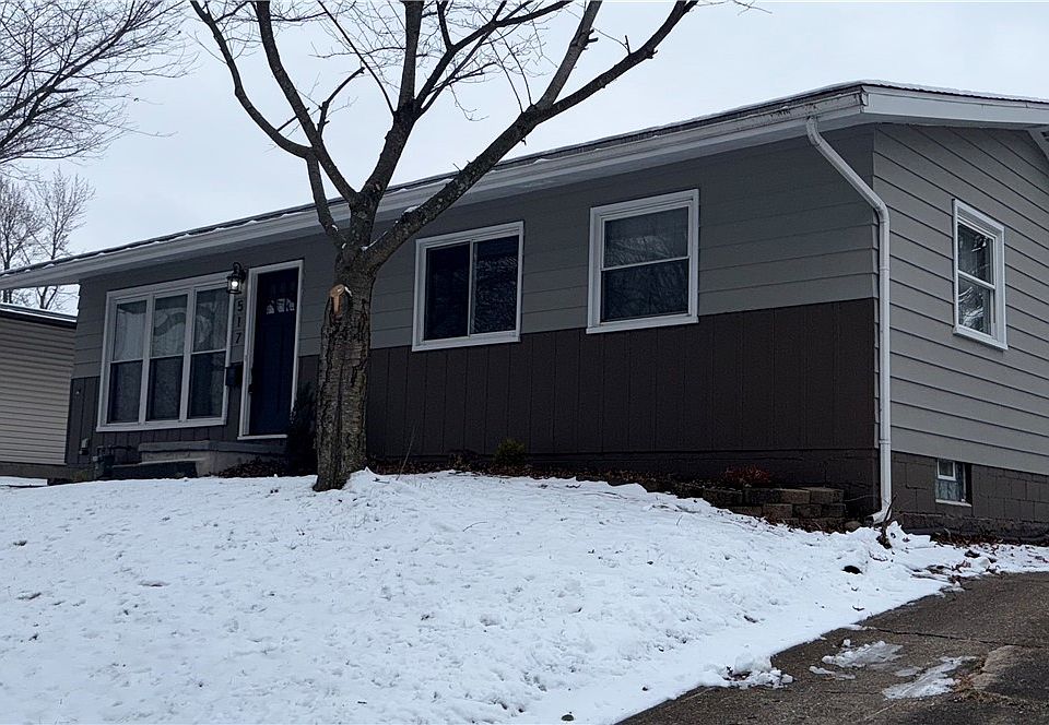 1st image of 517 Grosvenor Ave NW