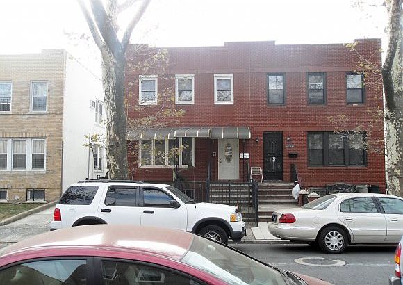 1st image of 1554 E 32nd St