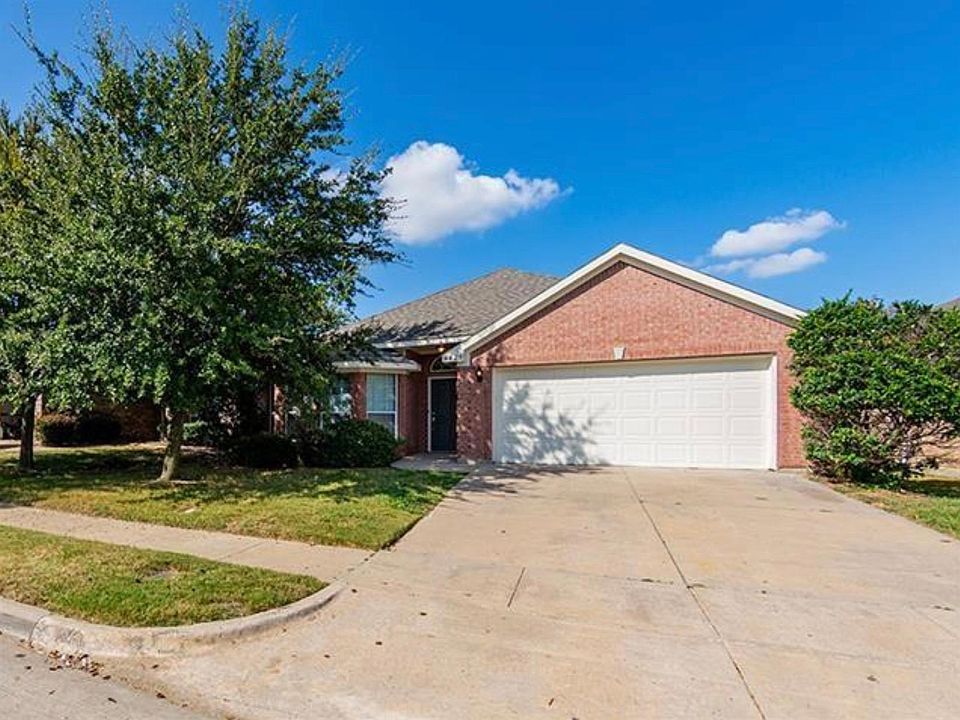 1st image of 4425 Emerald Leaf Dr