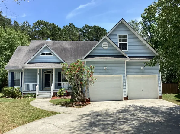 15 Commissioners Ct, Hanahan, SC 29445