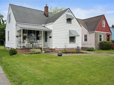 5125 Arch St, Maple Heights, OH, 44137