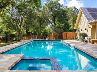 301 Squires Row, Castle Hills, TX 78213