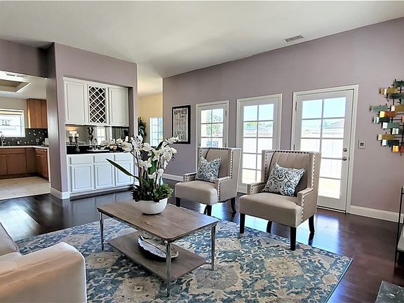 3rd image of 18337 Roslin Ave