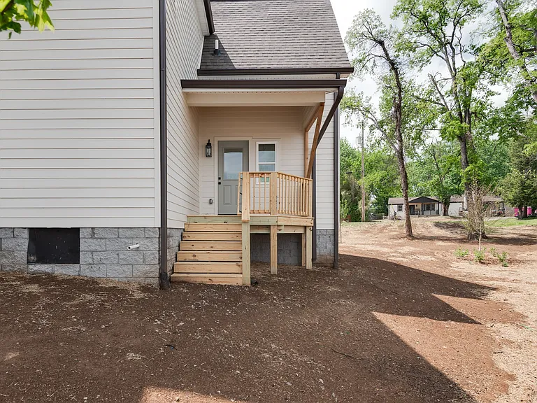 3800 Syfert Ln — Photo 12