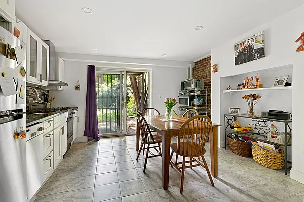 Rented by Corcoran | media 10