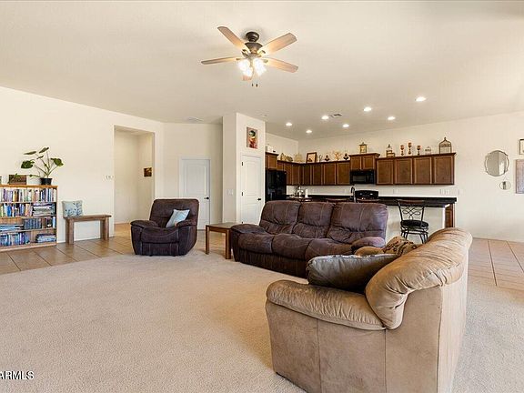 5th image of 13004 E VEGA Street