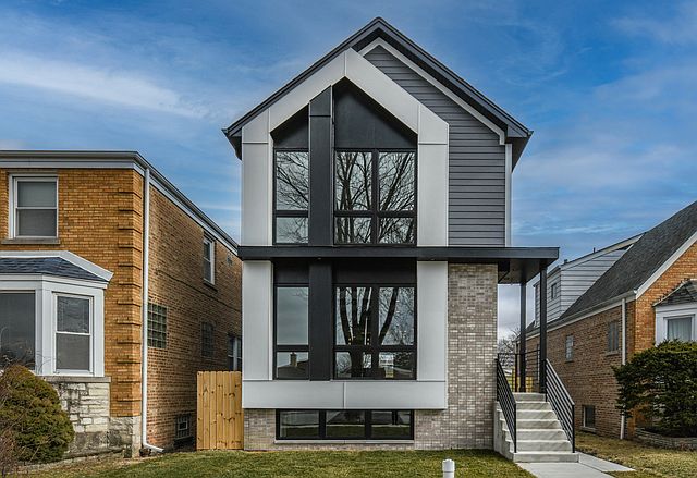 1st image of 3847 N Ottawa Ave