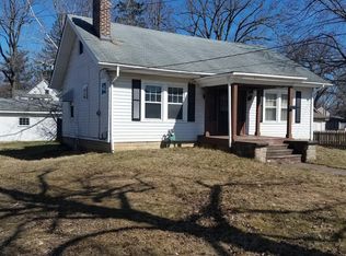59 4th Ave, Berea, OH 44017