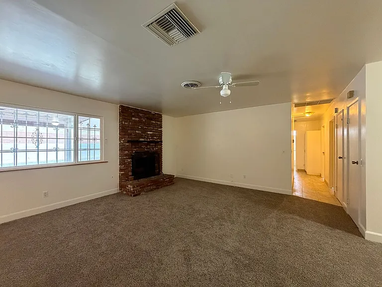 424 Oakmont Dr — Photo 27