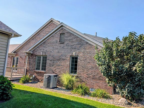 4th image of 2909 Greystone Pl