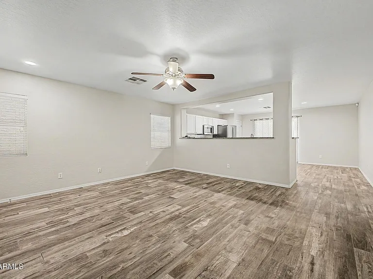 1633 S 225th Ln — Photo 6