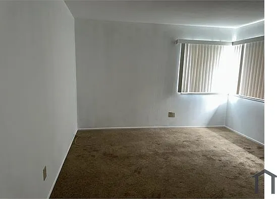 7330 Rainbow Dr — Photo 23