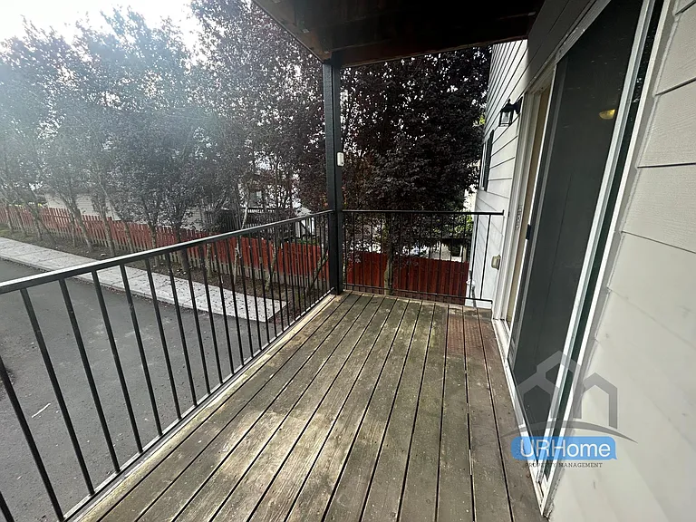 5069 SE 28th Ave — Photo 5