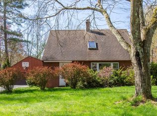 7 Ridgefield Dr, Milford, NH 03055