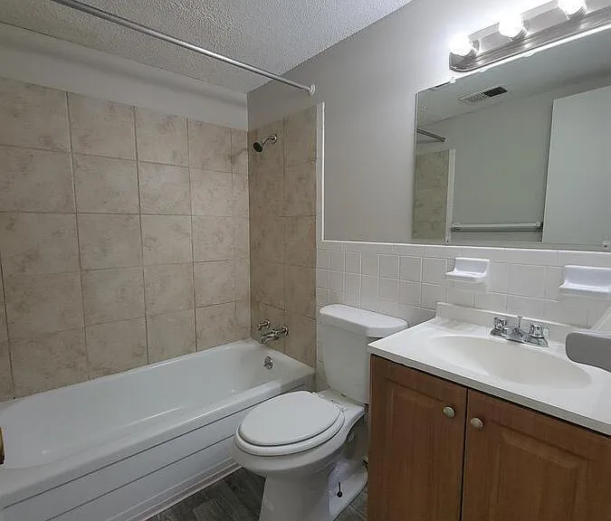 1103 S Brookside Ave #2C — Photo 8