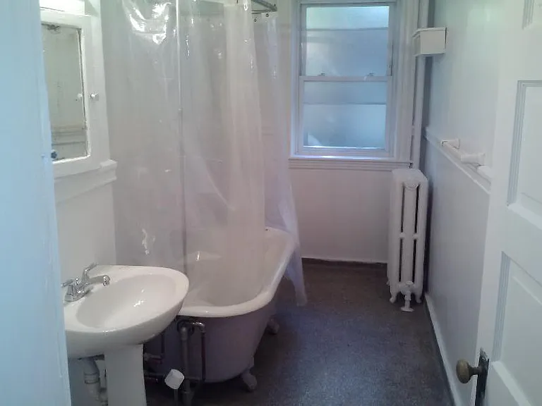 9 Fairfield St #1R — Photo 28