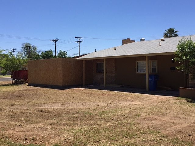 1st image of 3025 E Mariposa St