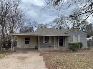 112 Lockwood St, White Settlement, TX 76108
