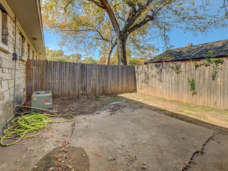 5548 S Owasso Ave — Photo 23